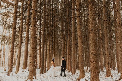 Here’s What It Takes To Become A Professional Wedding Photographer