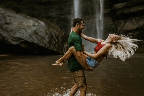 10 things to know about online dating before you dive in