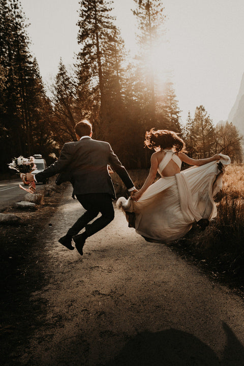 On a tight wedding budget? Here’s how to cut costs, without compromising, on your day