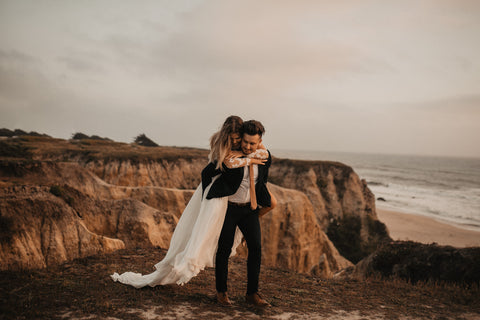 Gorgeous Autumnal Elopement Shoot in the Pacific Northwest